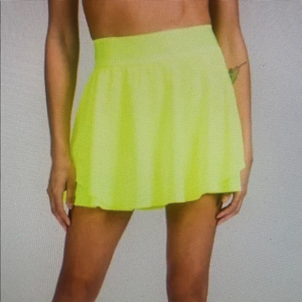 EUC/Gently Used Lululemon Court Rival Perforated High-Rise Skirt *Long